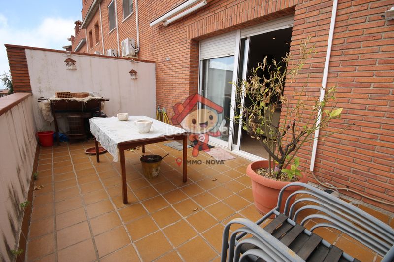 Foto 4b9cb1b5-7154-482a-b8e0-d889fc84fd2e. Casa adossada amb calefacció aparcament a Vista Alegre Mataró