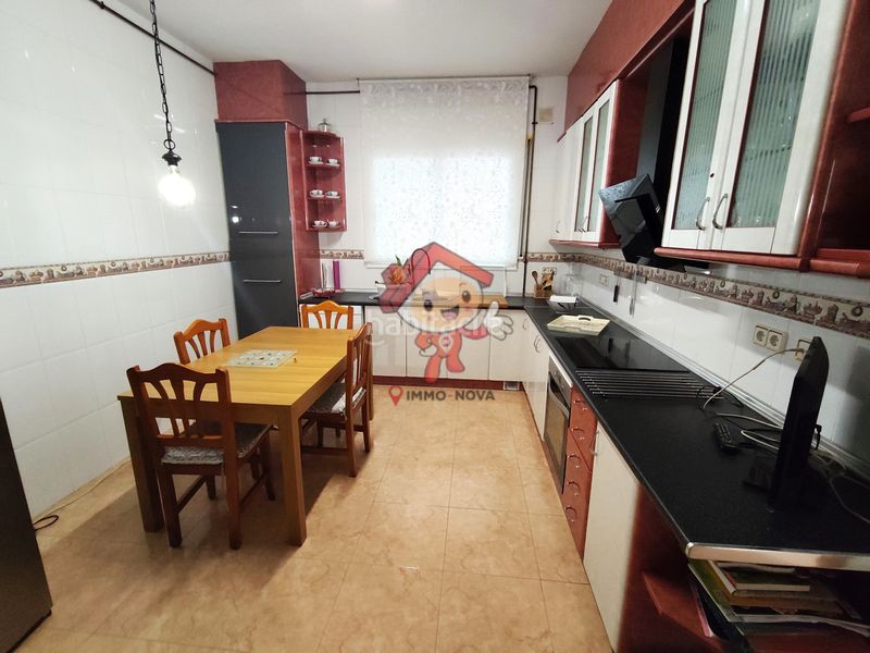 Foto a3493c5f-c817-4879-8cca-f319c5d2f5ef. Casa adossada amb calefacció aparcament a Vista Alegre Mataró