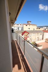 Dachwohnung  Carrer de dami� campeny. �tico d�plex con gran terraza privada y mucha luz natural