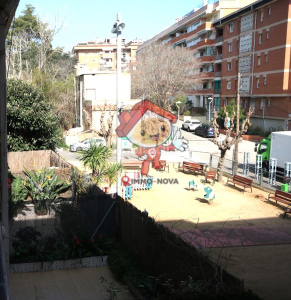 Foto e45a9def-80b1-42cb-9023-786146ffeff7. Casa adossada amb calefacció aparcament a Zona alta Arenys de Mar