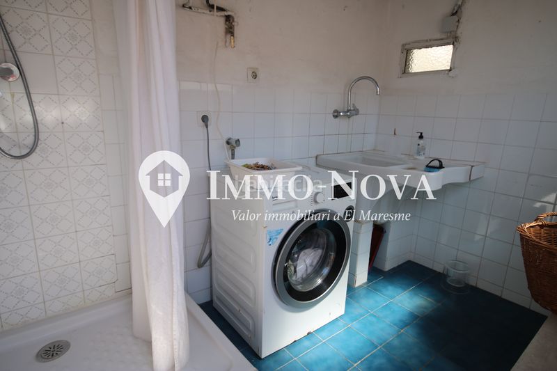 Foto be5d2b7a-c75a-4c66-9302-e9fe30af0b9e. Casa adossada amb calefacció aparcament a Centre Mataró