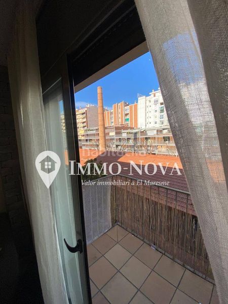Foto 4496f725-77d4-43a4-85a9-de5ab42d1a86. Duplex with heating in Eixample Mataró