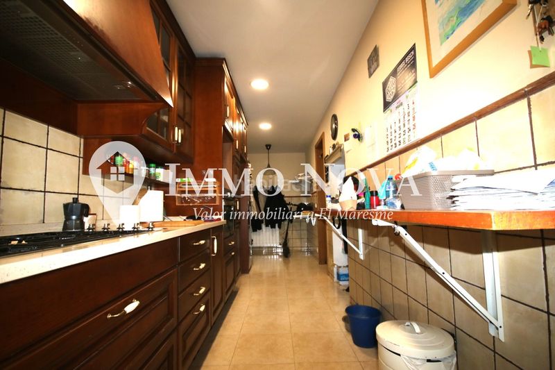 Foto 9bf304d7-8e8f-4fda-9598-96616b021eb9. Casa adossada amb calefacció a Els Molins Mataró