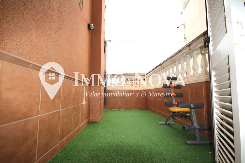 Foto d0e46b97-953e-4251-8b77-913d7d4986e3. Casa adossada amb calefacció a Els Molins Mataró