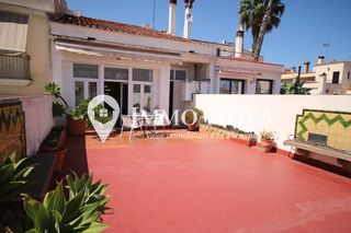 Maison jumelée  Carrer de la riera. Amplia residencia con jardín, terraza y gran garaje cerca de la