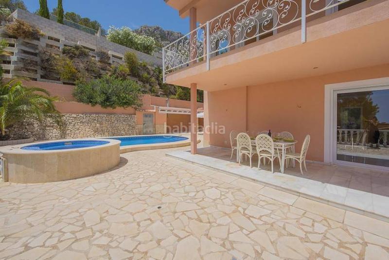 Foto 1fe73467-41f8-42ee-9eff-79cc3beec06e. Chalet mit heizung parking pool in Oltamar - Cucarres Calp