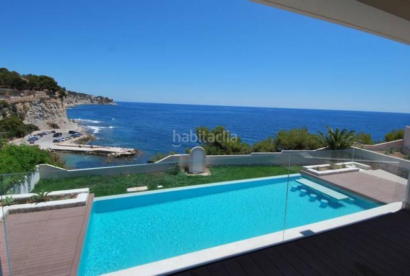 Foto c8052a1f-40e0-4bae-9039-20ef837a494c. Xalet amb calefacció aparcament piscina a Cala Advocat-Baladrar Benissa