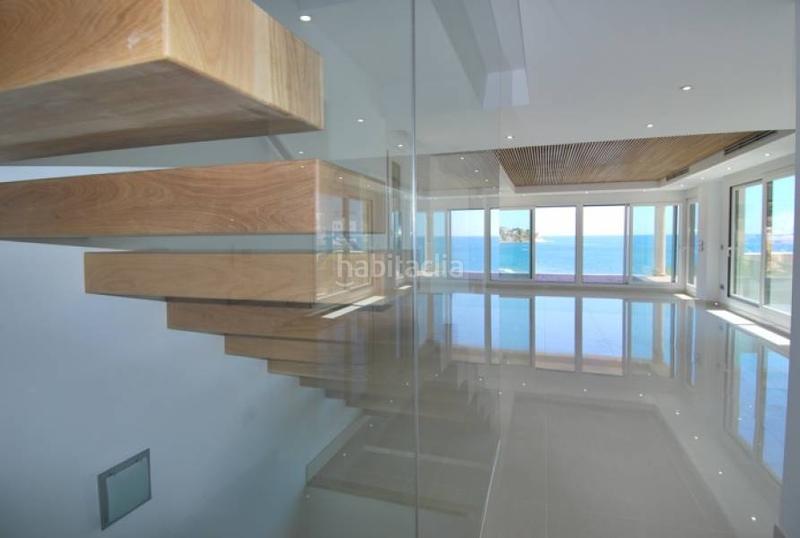 Foto f6e04568-bb1a-44df-ba86-ca303e9e0df6. Xalet amb calefacció aparcament piscina a Cala Advocat-Baladrar Benissa