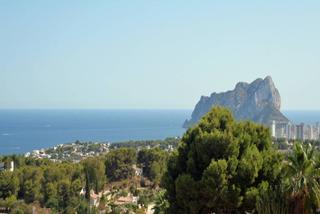 Terreny residencial a La Fustera. Parcela llana con vista al mar.