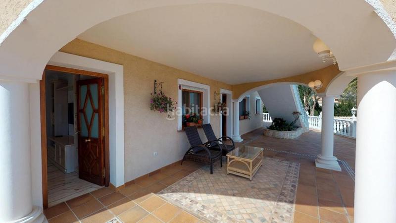 Foto ec8a8cb0-aa8d-4adb-ace8-b03b8f7ccfd3. Chalet avec chauffage parking piscine dans Maryvilla Calp