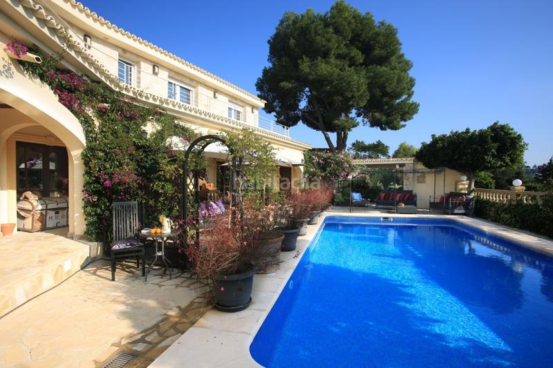 Foto 19032b94-8410-472d-a095-cba771449e6a. Chalet mit heizung parking pool in La Empedrola Calp