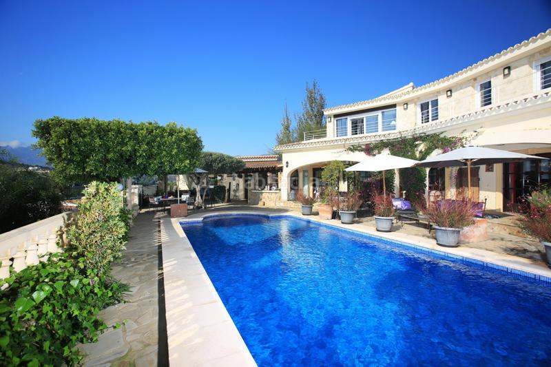 Foto c1281c07-d33f-497e-9e94-fdd5a95a5118. Chalet mit heizung parking pool in La Empedrola Calp