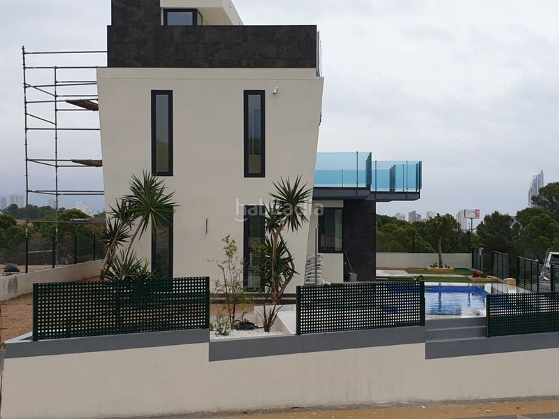 Foto 59db6d9d-5e19-4d58-bd63-52506f1494a5. Chalet with heating parking pool in balcón de Finestrat-terra marina Finestrat
