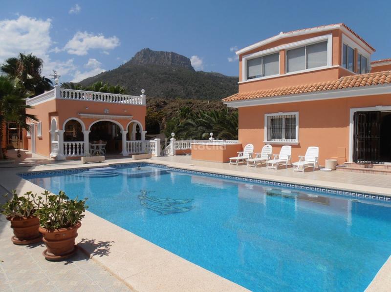 Foto 6ea3535a-915a-45b3-bbc5-6897e2e16400. Chalet con riscaldamento parcheggio piscina in Maryvilla Calp