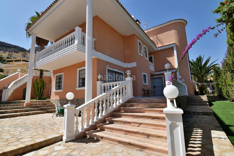 Foto a5201cc0-94f3-4c66-9d6c-8fd83f7bc850. Chalet con riscaldamento parcheggio piscina in Maryvilla Calp