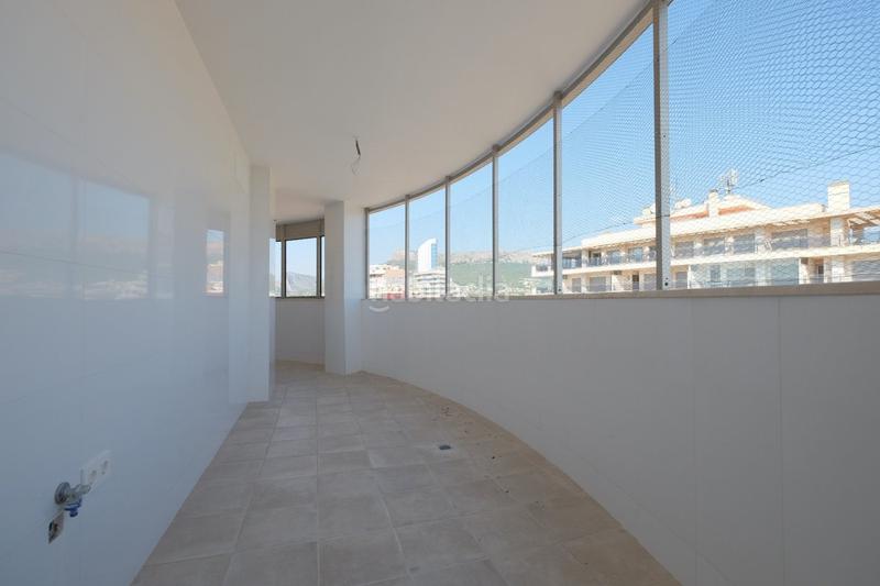 Foto b8eb5f3a-3844-4096-8133-b72c9281f817. Àtic amb aparcament piscina a Playa Arenal - Bol Calp