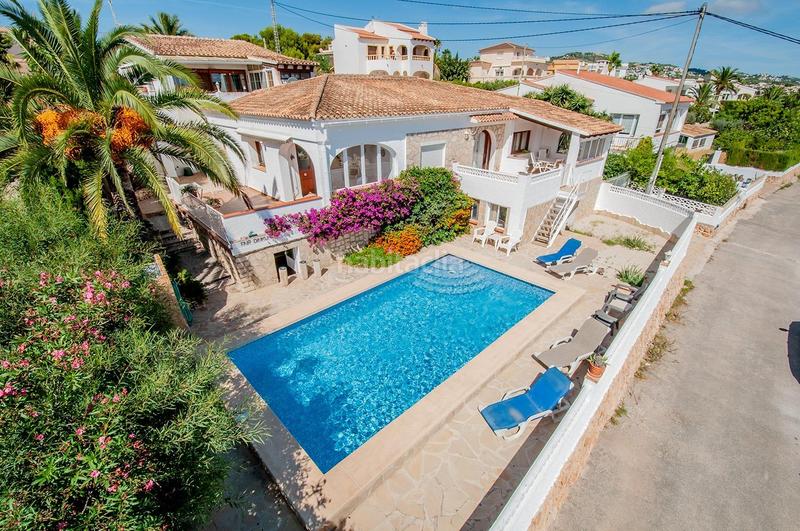 Foto 2595c07a-8017-4242-b210-156901361378. Chalet con riscaldamento parcheggio piscina in Marisol Park - Ortembach - Los Almendros Calp