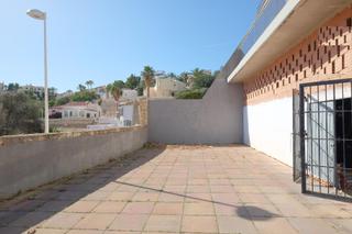 Business premise in Canuta