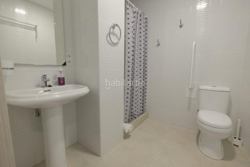 Foto 455b2151-245e-4fb3-bf10-fdd902801bd8. Edificio hostal en el centro urbano en Pueblo Calp