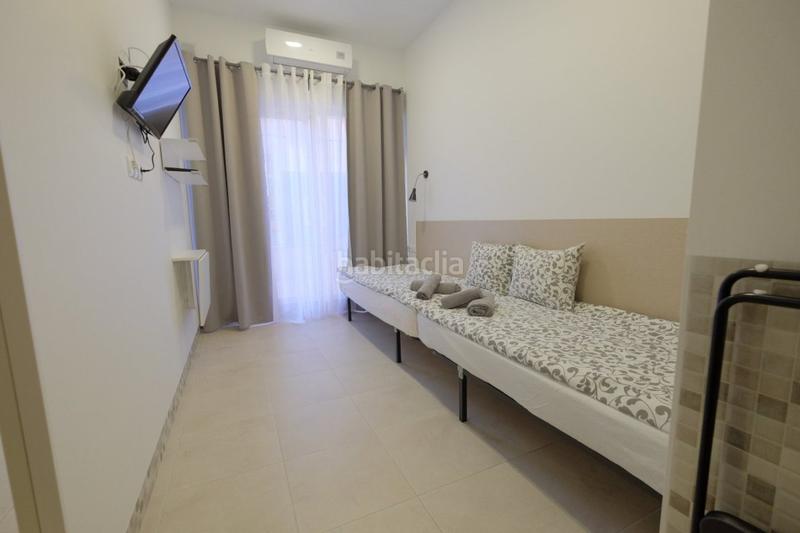 Foto 5e0fbb9d-8efe-4a7c-8cc4-e0e5da349c3c. Edificio hostal en el centro urbano en Pueblo Calp