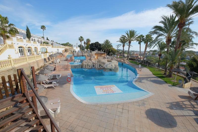 Foto a2c73040-8a87-4a7b-b7ab-874bb9d3b865. Casa adossada amb calefacció aparcament piscina a Calp