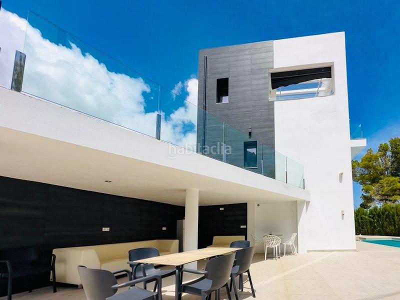 Foto a63df76f-5f4f-4166-9919-22078a125ce4. Chalet avec chauffage parking piscine dans Oltamar - Cucarres Calp