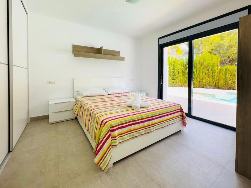 Foto c7b5079e-27b6-484f-bd89-ddb765d44359. Chalet avec chauffage parking piscine dans Oltamar - Cucarres Calp