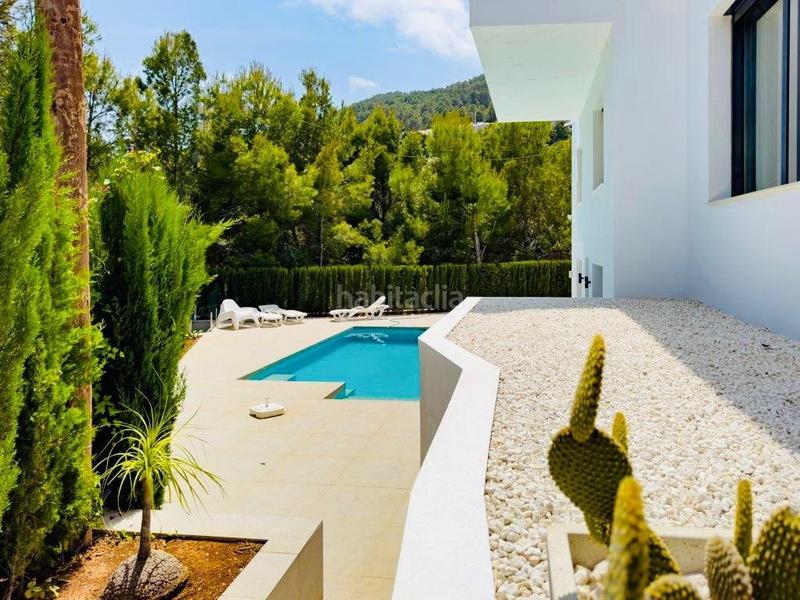 Foto cb59bfcb-4a46-44ce-b57a-3f0a1228e9cc. Chalet avec chauffage parking piscine dans Oltamar - Cucarres Calp