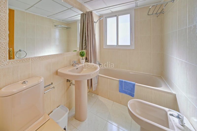 Foto 2e9990f5-7e86-490a-ad38-3d190e4a0764. Casa adosada en Cometa Calp