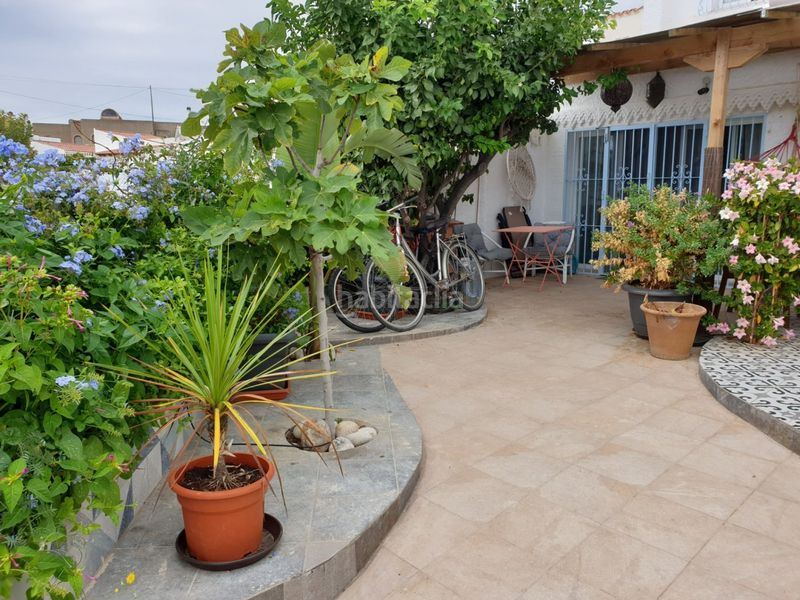 Foto 834ed2a9-c3fb-4fd9-80cd-624213387373. Casa amb calefacció aparcament a Benicolada - Las Adelfas Calp