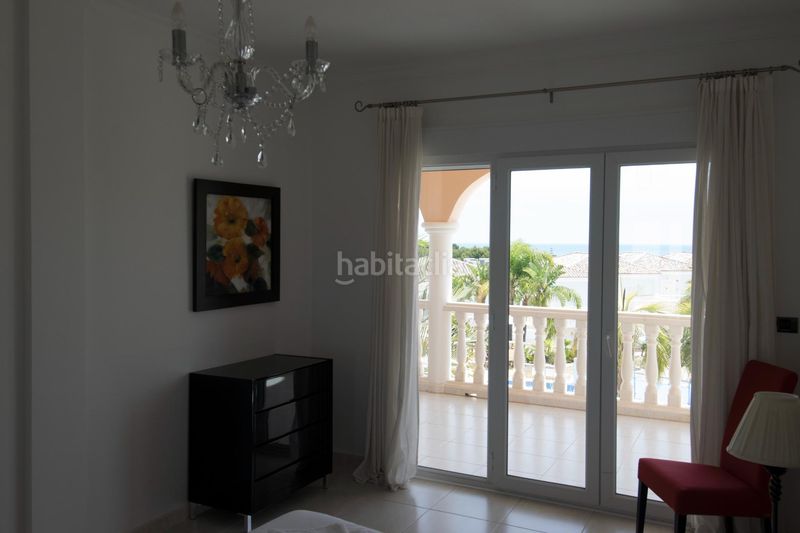 Foto 33b83df9-006c-4901-b385-350fbb74eef7. Apartament amb calefacció piscina a La Fustera Benissa