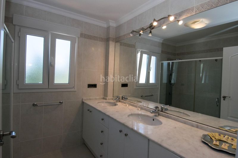 Foto 591b87ae-2214-4b6a-8541-e341a2a41c11. Apartament amb calefacció piscina a La Fustera Benissa