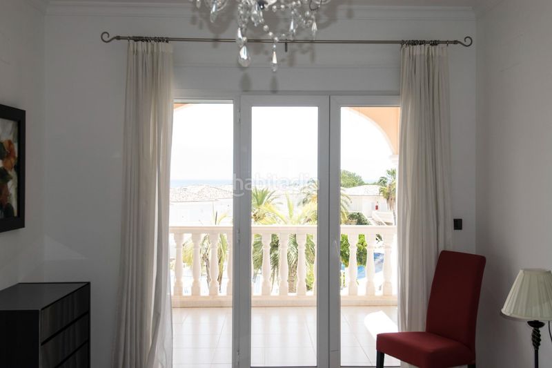 Foto 848db4d9-868c-4ac0-ac41-c3147d28549b. Apartament amb calefacció piscina a La Fustera Benissa