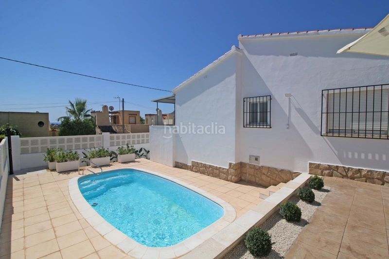 Foto 25552acc-b87a-40ff-be29-ce9635ca8f46. Xalet amb aparcament piscina a Cometa Calp