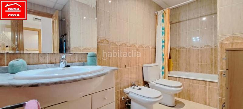 Foto 4e39654b-92ca-4f94-bf71-e0a2c30d1a4e. Zweistöckige wohnung mit parking in Centro Oropesa del Mar