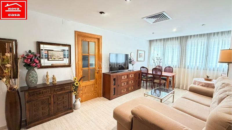 Foto 679cd587-7559-43b3-92a4-0596e0534b7c. Zweistöckige wohnung mit parking in Centro Oropesa del Mar