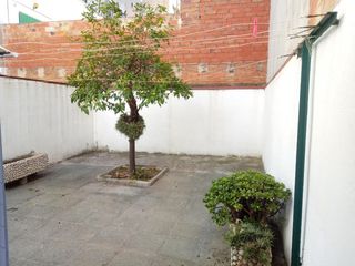 Semi detached house in Pubilla Cases. Junto a plaza pubilla casas.