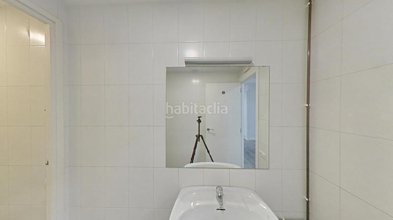 Foto bd7e59f8-f2a9-4f42-9a2d-deeb1a0c411e. Bureau dans Sant Ramon - Maternitat Barcelona