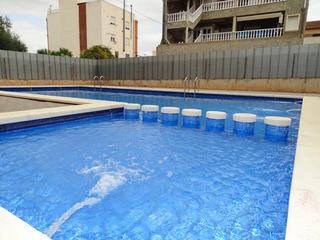 Casa aparellada a El Palmar. Cerca de todos los servicios. excelente ubicacion.