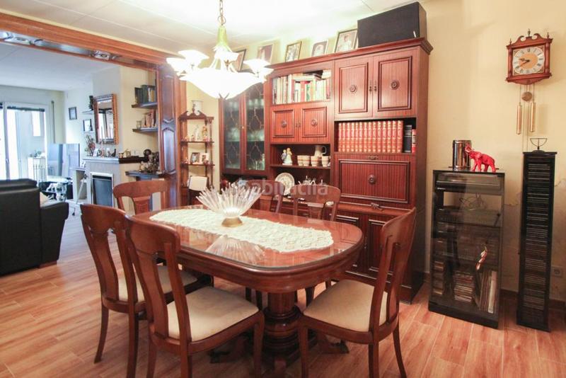 Foto bd35dd52-14af-40c2-9176-c02ece6dcf75. Chalet en la rambla junto a cines imperial en Centre Sabadell