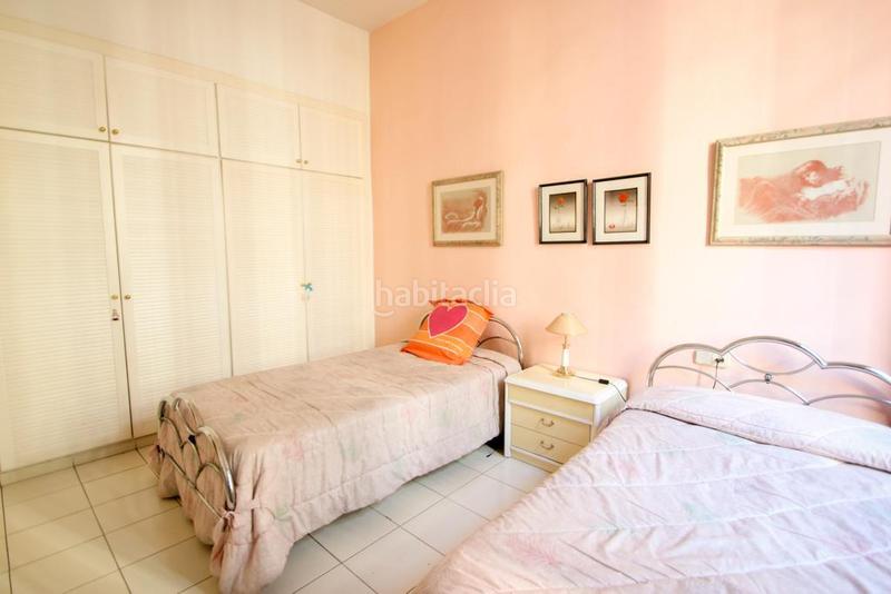 Foto f1f09802-f66e-415a-95f8-1eb4589017c2. Chalet en la rambla junto a cines imperial en Centre Sabadell