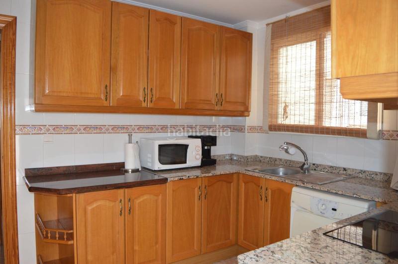 Foto 9c48bb0e-d24a-4b5c-881e-c7b889bf3d7f. Duplex avec parking dans Centro Elda