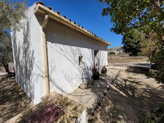Masia a Las Tiesas. Partida el despeñador camino de san juan