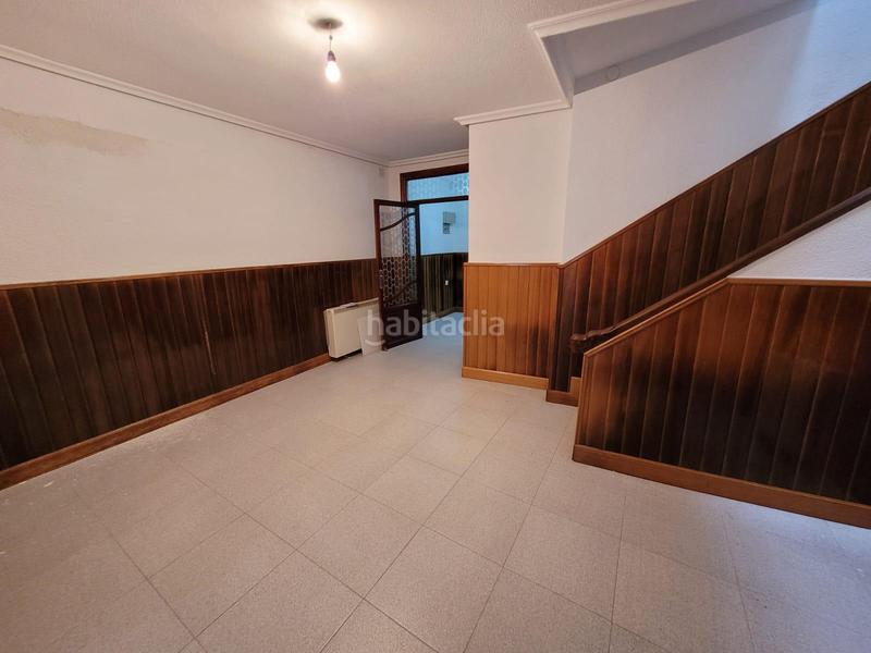 Foto 100be7f4-40d0-4fbf-9413-c6a7046e39ea. Casa bifamiliare in Sax