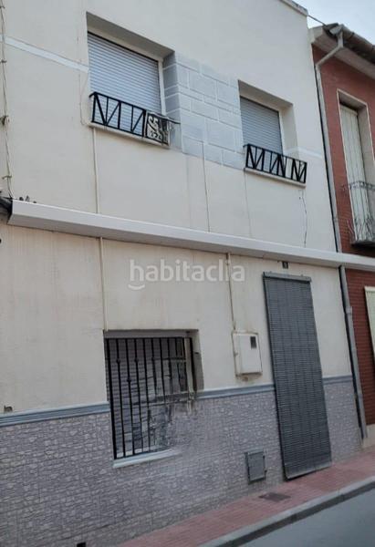 Foto 251b3685-b3bb-4837-949d-c1dd801c32b2. Casa bifamiliare in Sax