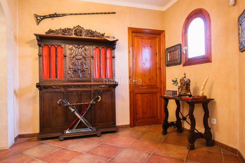 Foto f67a13fa-c62f-4a36-944c-0d4ba5664e46. Casa aparellada a Campos poble Campos