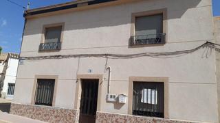 Casa pareada en Fuente - Álamo. A pocos metros del molino de viento
