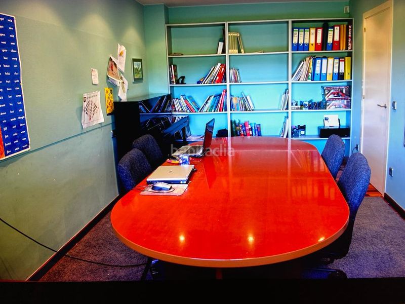 Foto 0dee5d5a-2a2b-492a-8de8-1065773ed729. Xalet amb calefacció aparcament a Bescanó