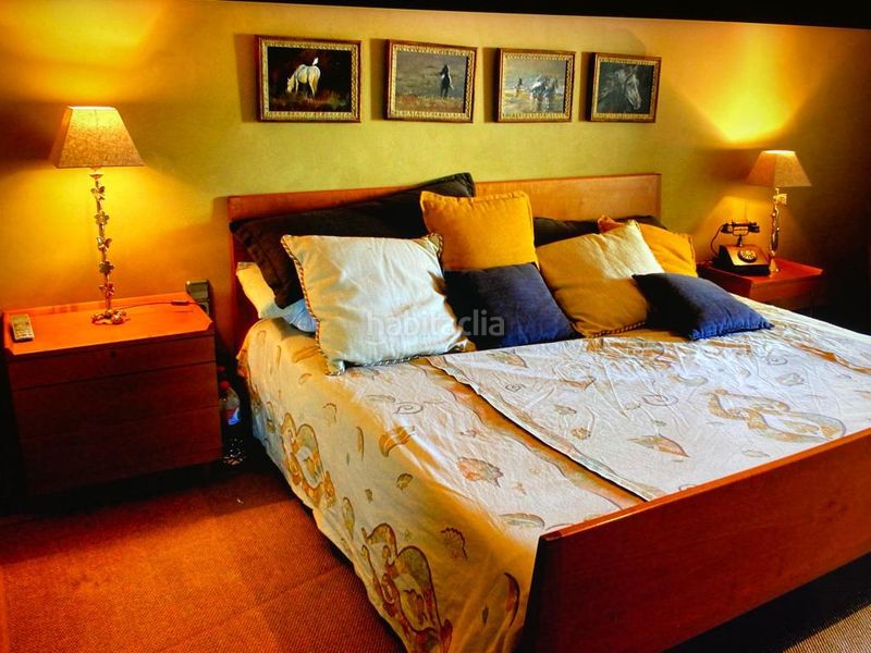 Foto 888b9b83-1373-4e44-b170-188f025b8931. Xalet amb calefacció aparcament a Bescanó