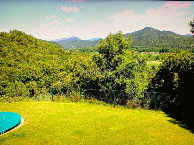 Foto 99850c8a-c844-419a-a026-be44f524c977. Xalet amb calefacció aparcament a Bescanó